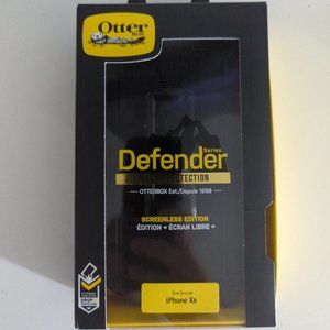 OtterBox defender phone case